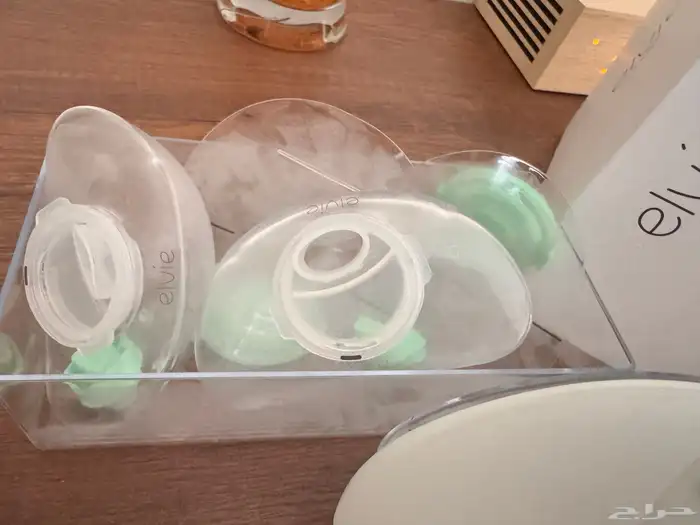 جهاز شفط الحليب للأمهات من Elvie مع كامل ملحقته 5