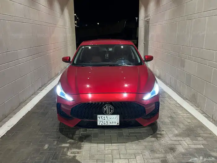 ام جي GT 2023 3