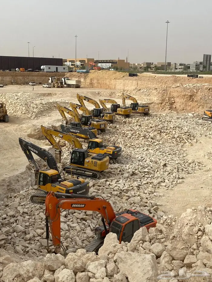 بوكلينات للايجار او قطوعة مقاول حفر 0