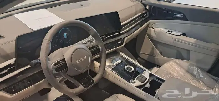 كيا سبورتاج لارج L نص فل 2025 بانوراما 8