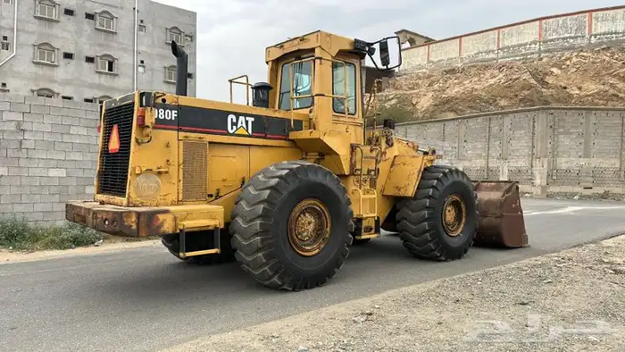 شيول كتربلر 980F قير عايدي نظيف بطاقه جمركيه 11