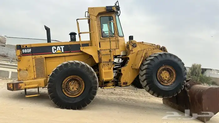 شيول كتربلر 980F قير عايدي نظيف بطاقه جمركيه 2