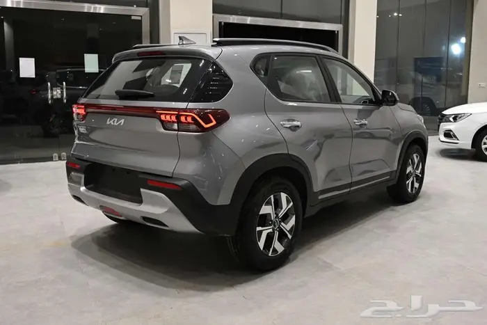كيا سونيت الفئه LX مطور موديل 2024 4