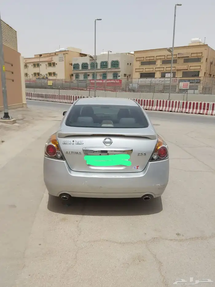 نيسان التيما 2010 4