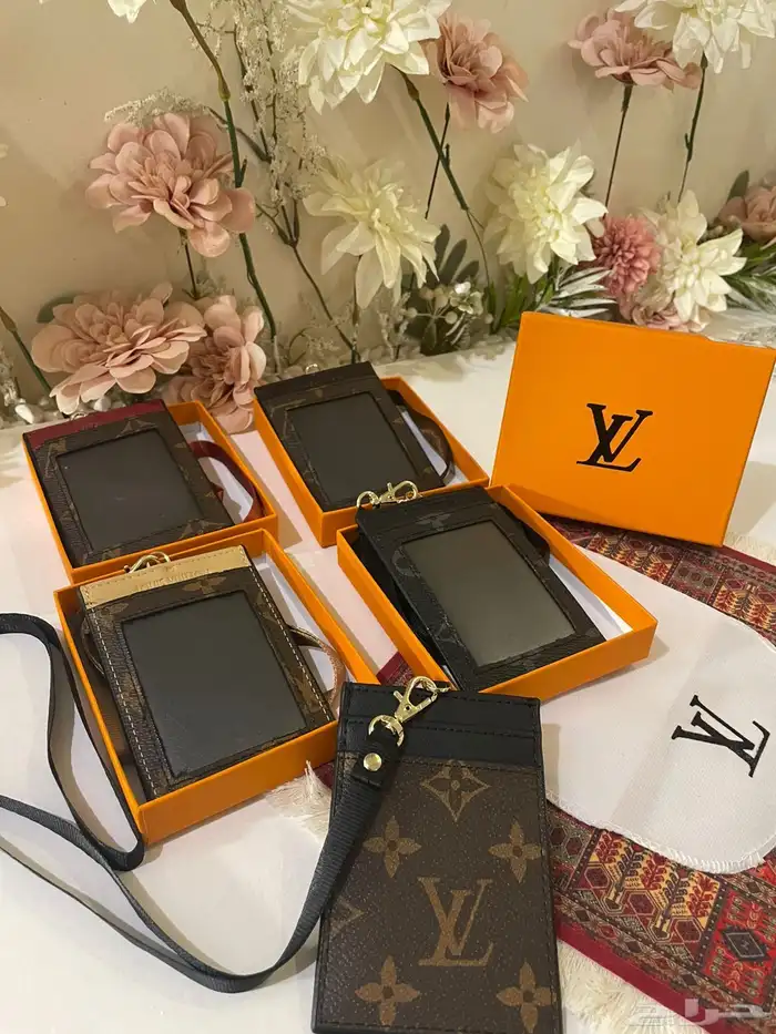 تعليق وابوك وبطايق ماركات جملة الجملة 11