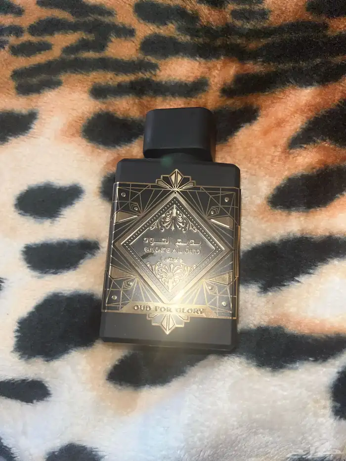 عطر لطافه بديع العود شبه جديد نسخه من عطر معروف ( اصلي) 1