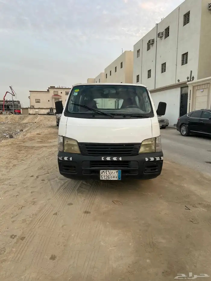 باص نيسان للايجار 5
