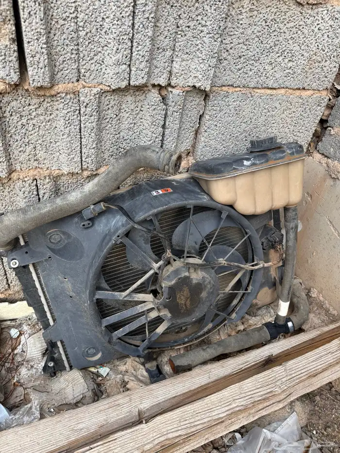 رديتر ماء فورد ماركيز 2003 للبيع 0