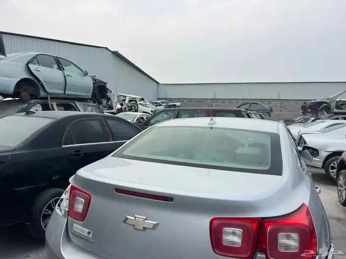 قطع غيار جميع انواع السيارات 11