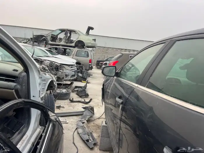 قطع غيار جميع انواع السيارات 7