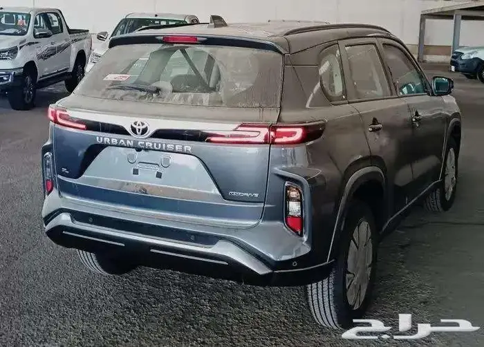 تويوتا اوربان 25 (كاش-تقسيط) اقل الاسعار واقل هامش ربح 3