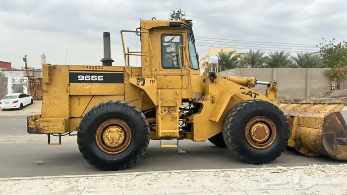 شيول كتربلر مقاس 966E نظيف 3