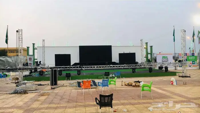 ايجار شاشات عرض 12