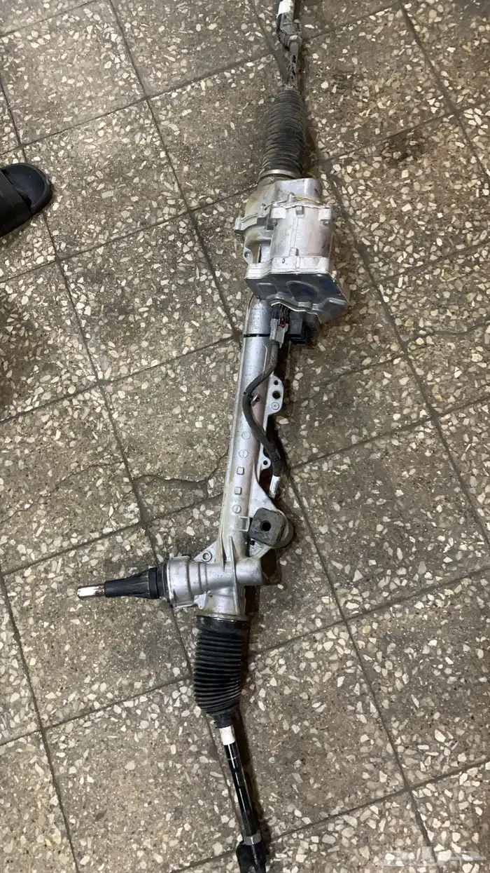 توضيب وإصلاح دودة وعلية دركسون الكهرباء والزيت بضمان . 7