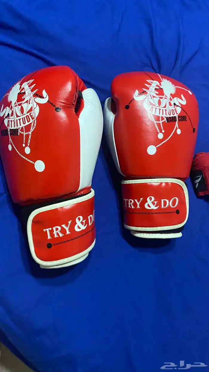 قفازات للملاكمة جديدة بسعر جيد 0