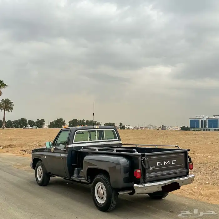 جمس حوض 83 مكينة 6.0 لتر 2