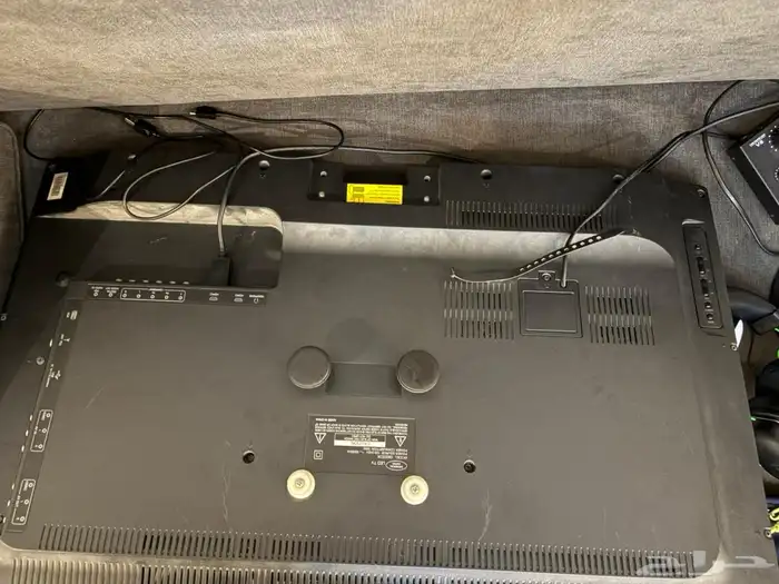 شاشه تنفع لا السوني و الكميرات و تشبك فيه رسيفر 35 بوصه 2