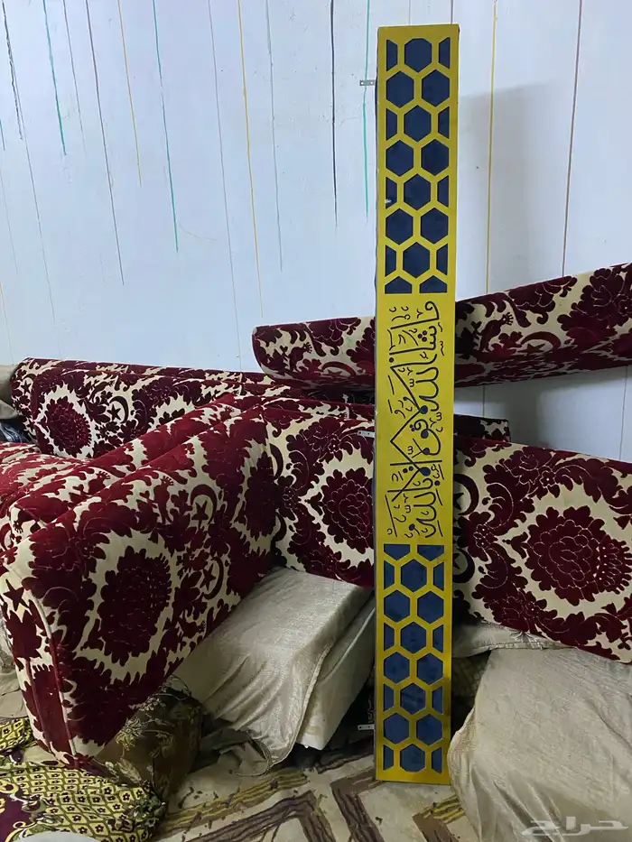 شاشه lcd 42 بوصه مساند ظهر مع اربعه مراكي 0