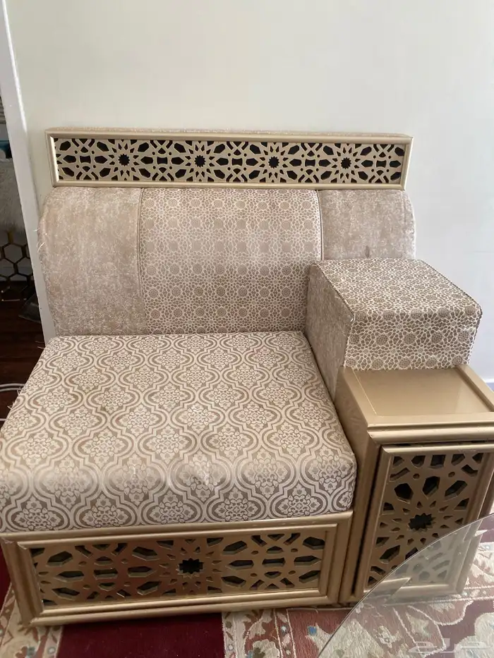 قطعه كنب 0