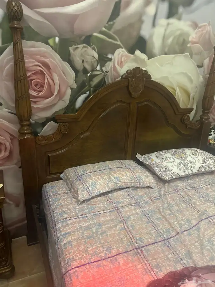 غرفة نوم خشب ماليزي اصلي للبيع على سوم 0