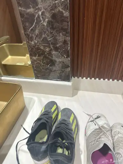 جزمه كوره اصليه بوما و اديداس مقاس بوما 40 ونص و اديداس 41 1