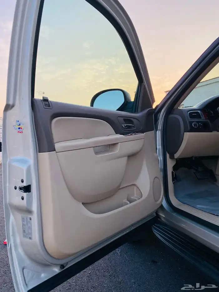 شيفروليه تاهو 2014 مخزن تم البيع 20