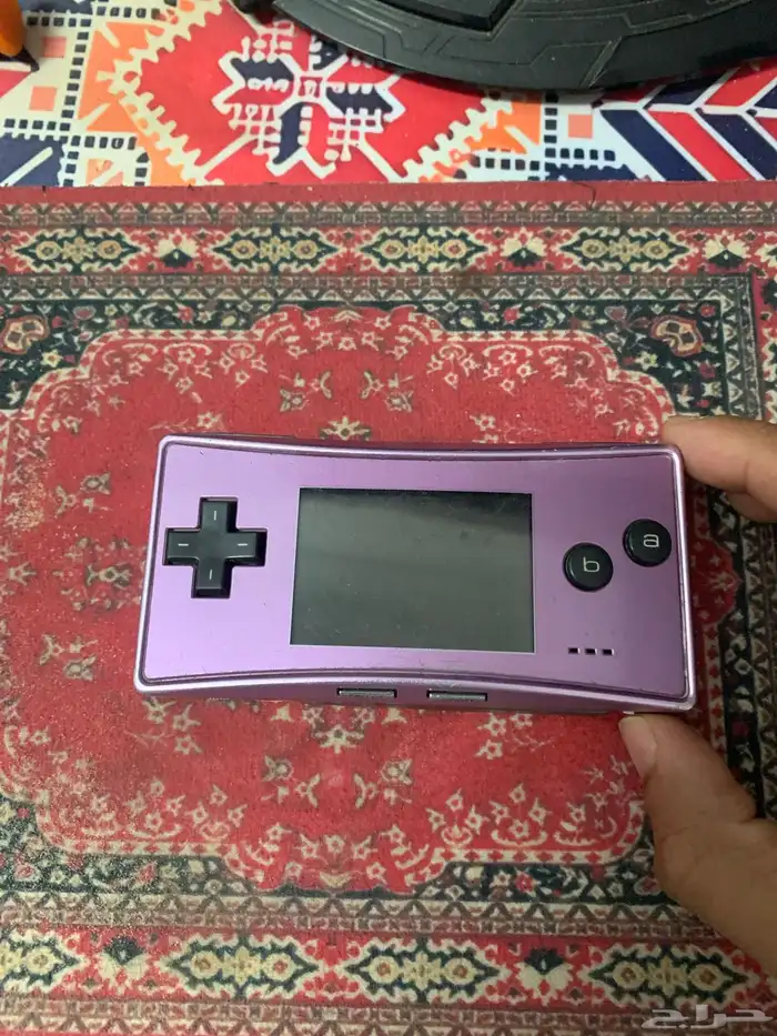 معي جاهز Game boy micro nintendo فبه بعض الخدوش 0