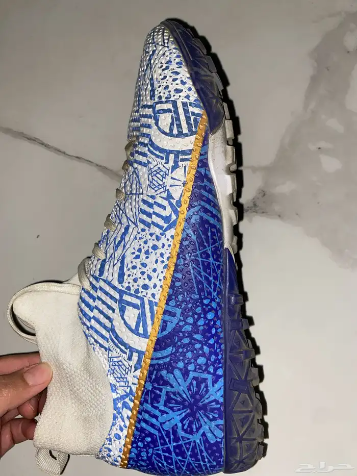 كنادر كورة من نايك 1
