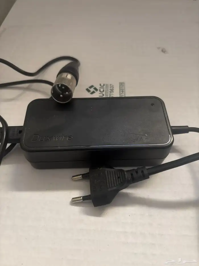 شاحن سكوتر ثلاثي جديد بكرتونو 0