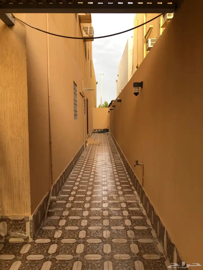 شقة أرضية للبيع بحي الصفا بالقرب من جامعة الإمام عبدالرحمن 6
