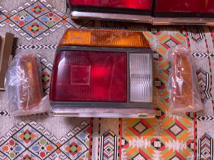قطع سيارات قديمه   نيسان200L وكرسيدا 80والتيما 79