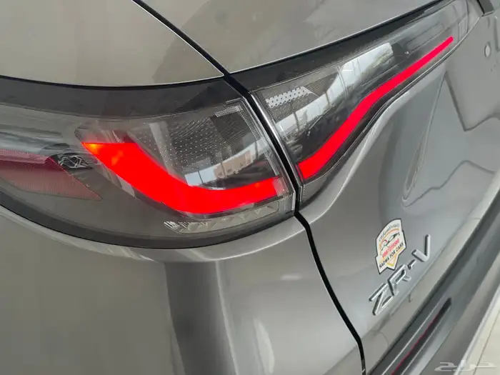 هوندا ZR-V LX زد ار في 2024 7