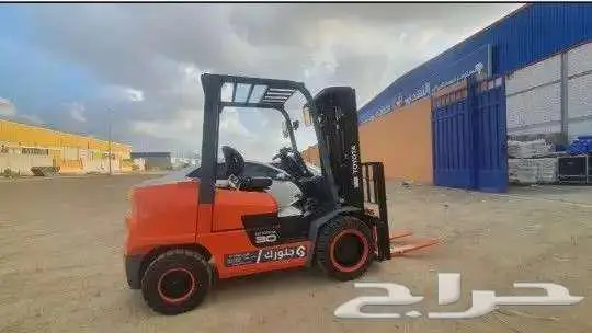 Forklift for Rent   رافعة شوكية للإيجار 2