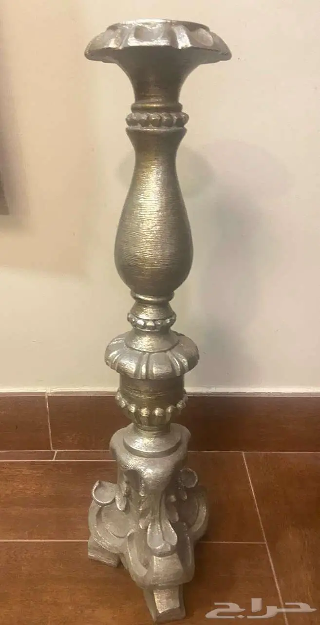 قطع اثاث وتحف منوعة للبيع 10