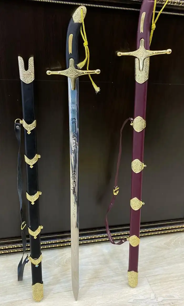 هدايا سيوف فاخره 25