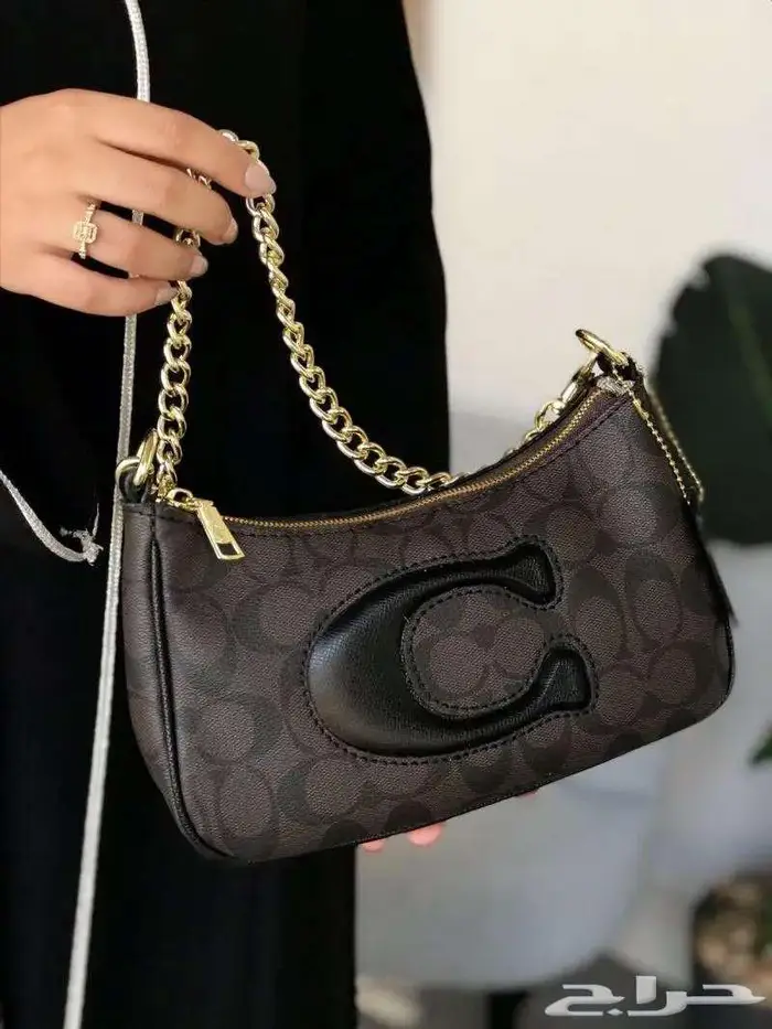 بضاعة جديدة شنط كوتش العالمية طبق اصل شنطة درجة اولى COACH 27
