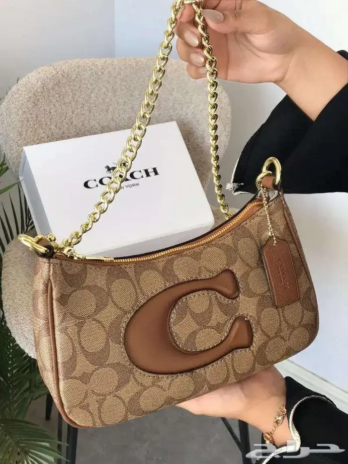 بضاعة جديدة شنط كوتش العالمية طبق اصل شنطة درجة اولى COACH 23