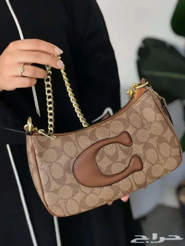بضاعة جديدة شنط كوتش العالمية طبق اصل شنطة درجة اولى COACH 12