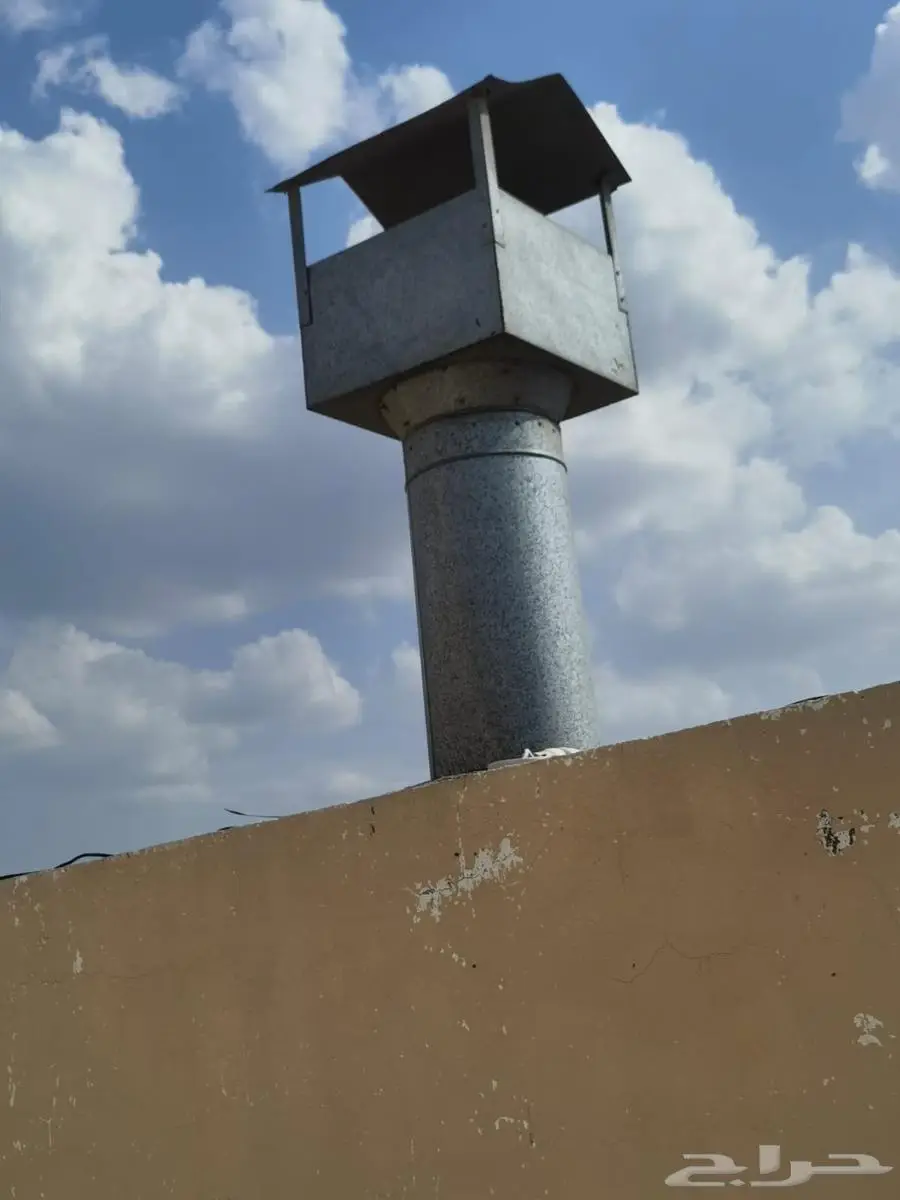 أدوات بوفيه وكراسي حلاق مستعمل 2