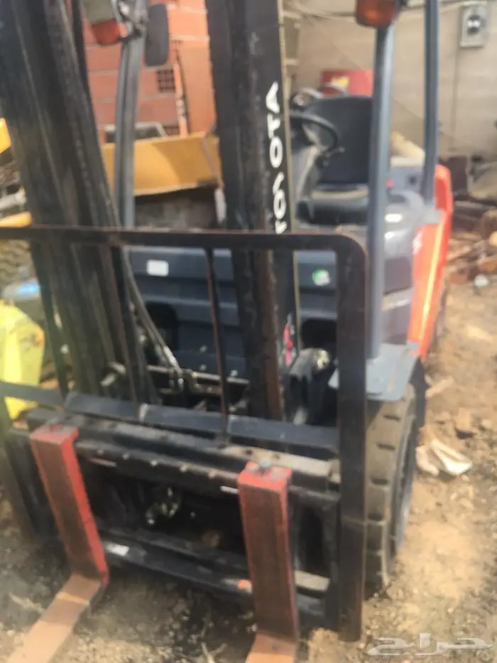 رافع تيوتا 2011 للبيع 1