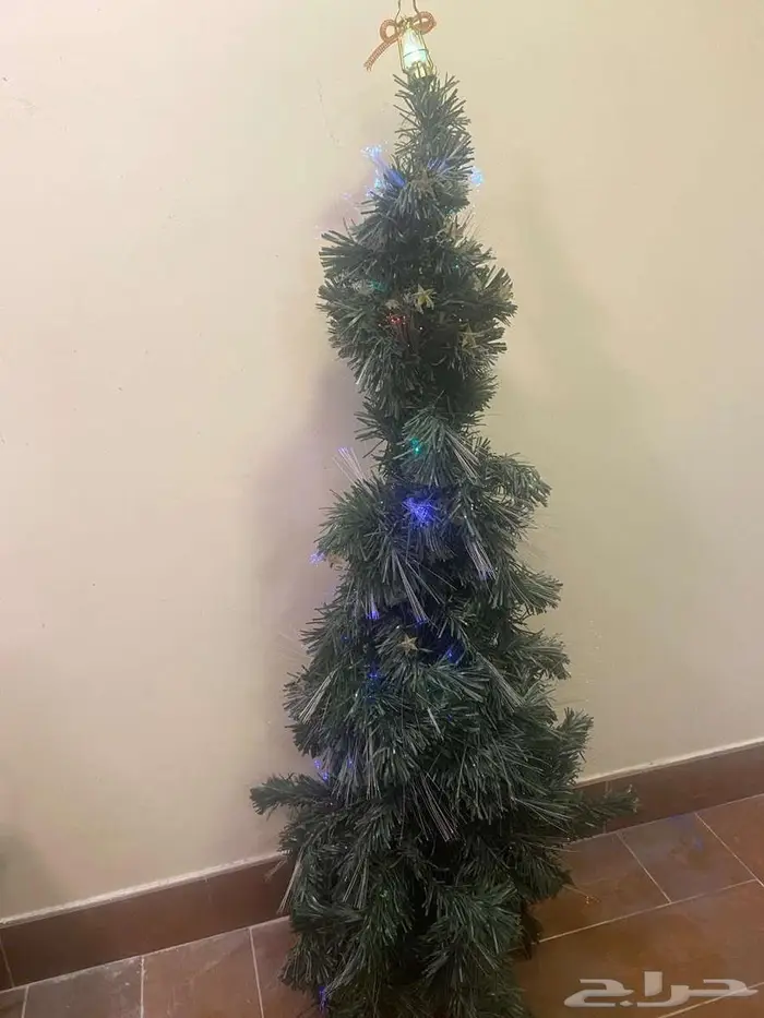 قطع اثاث وتحف منوعة للبيع 6