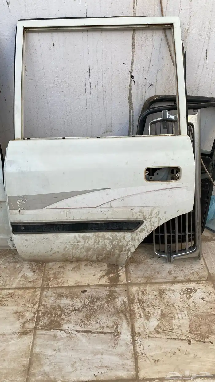 قطع جيب رفارف صالون 94 13