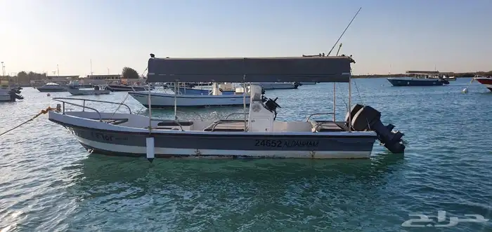 قارب للبيع 8