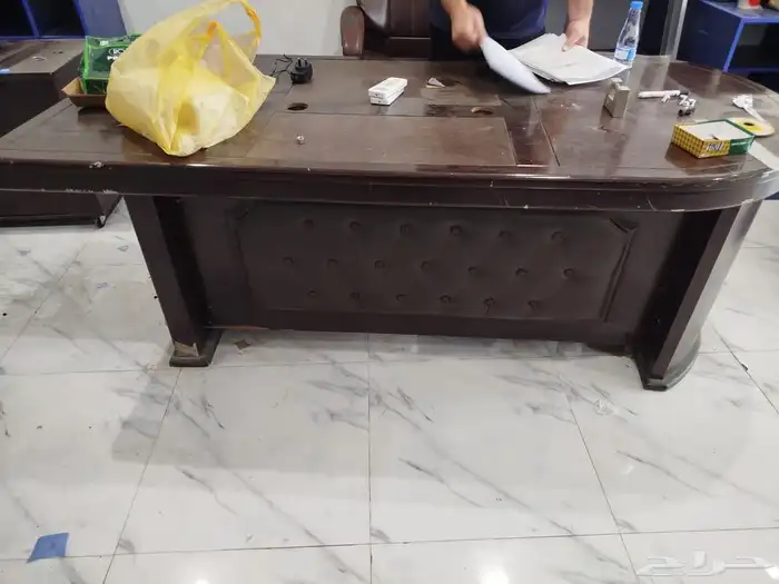 مكتب وكنب عدد 8 قطع 0