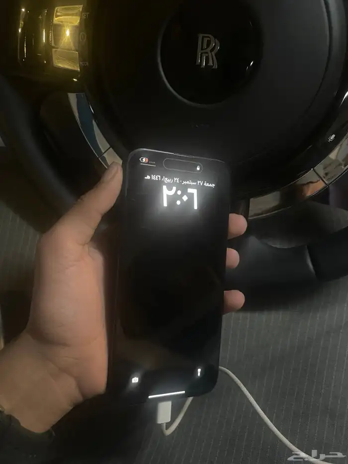 آيفون 4