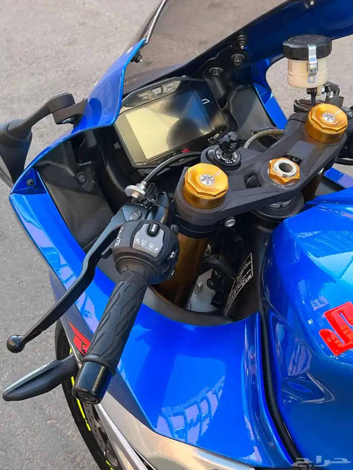 دباب 1000 RR باريان 8