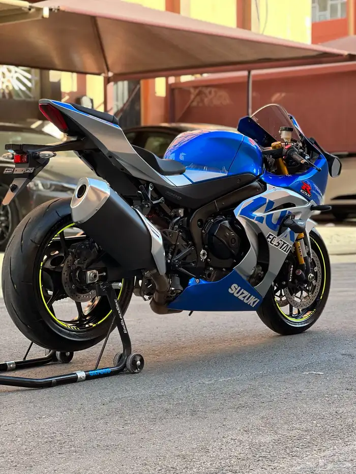 دباب 1000 RR باريان 3