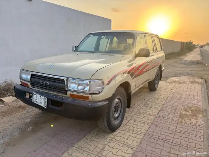 صالون 97 G عادي للبيع مرمم كامل بدون حوادث استخدام المالك 1 8