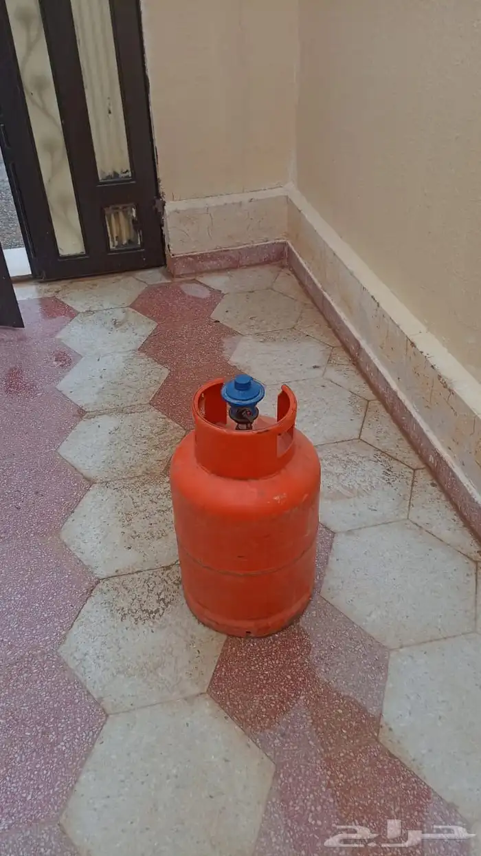 دبة غاز لل بيع به غاز 2