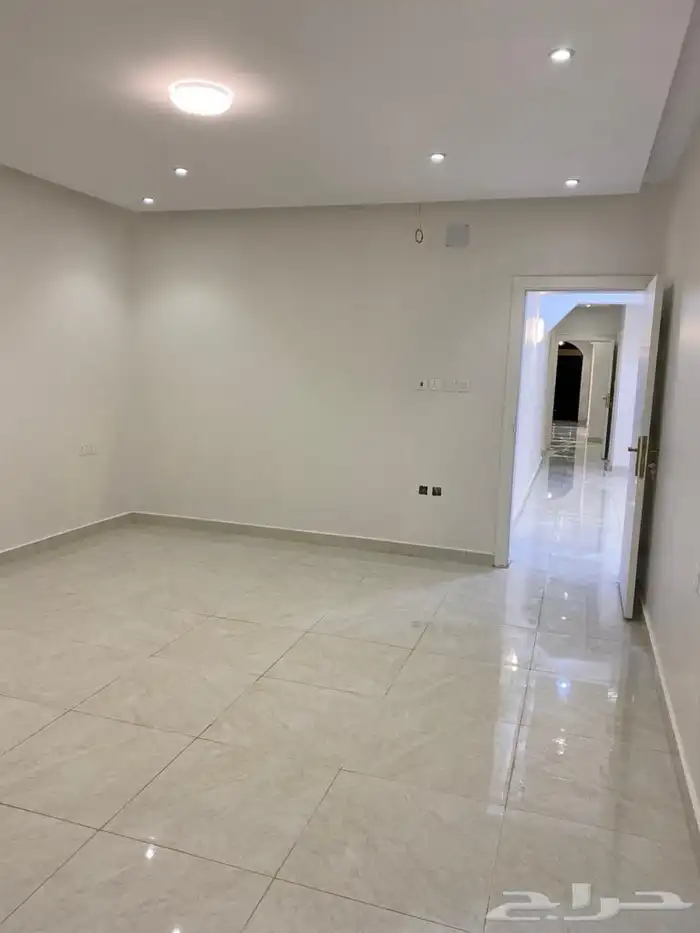 للإيجار شقة بالمجمعة 2